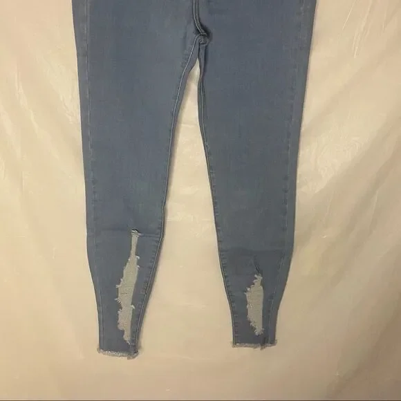 Fashion Nova Skinny Jeans Size 7 - Picture 3 of 5